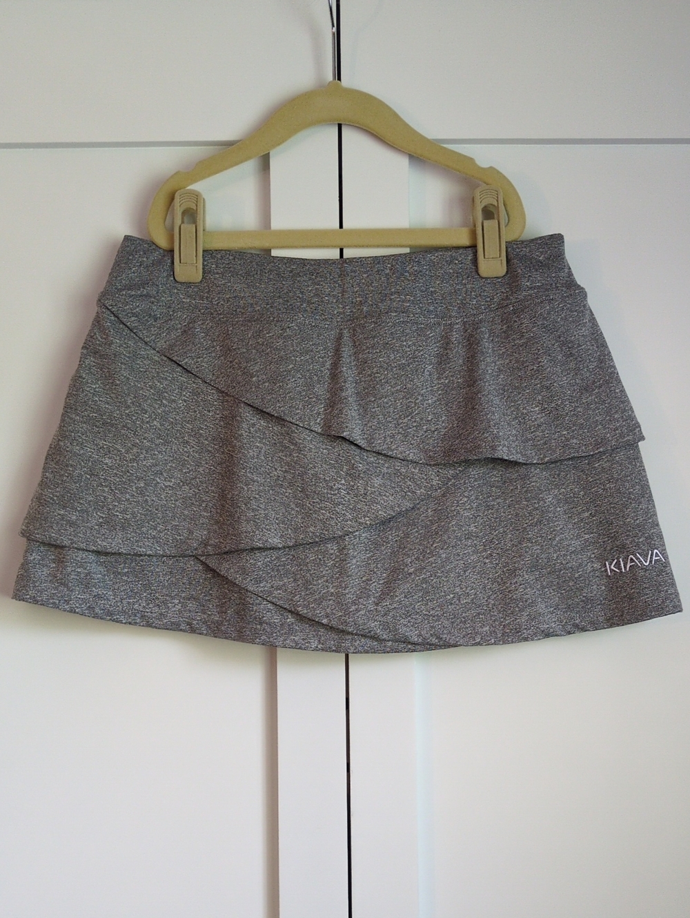KIAVA Gray Pocket Petal Skort Size Small Athletic Tennis Pickleball Golf Running